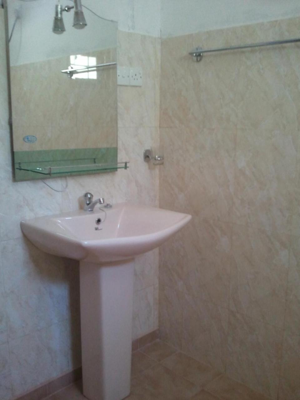 Damith Tourist Inn Мирисса Экстерьер фото